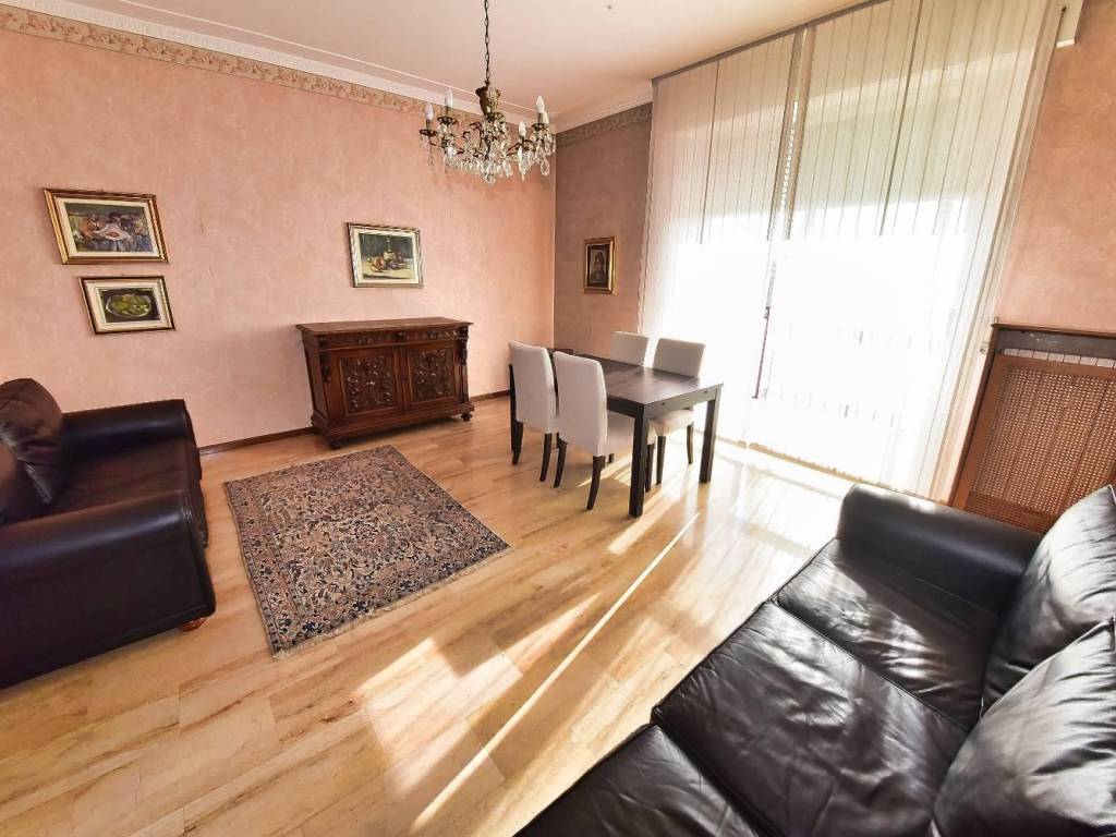 appartamento in vendita a Rho