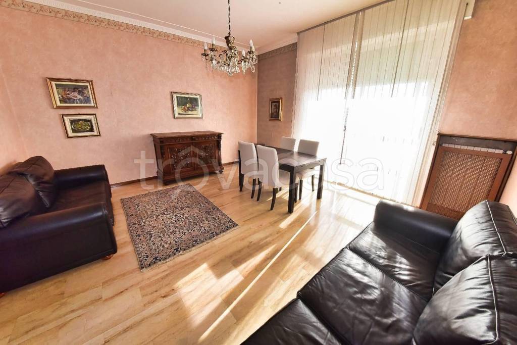 appartamento in vendita a Rho