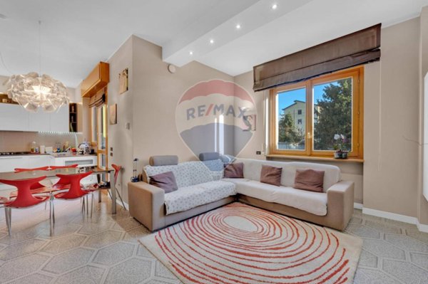 casa indipendente in vendita a Rho