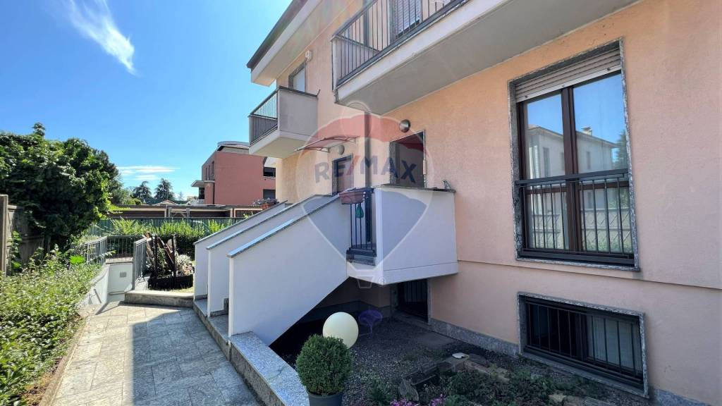 casa indipendente in vendita a Rho