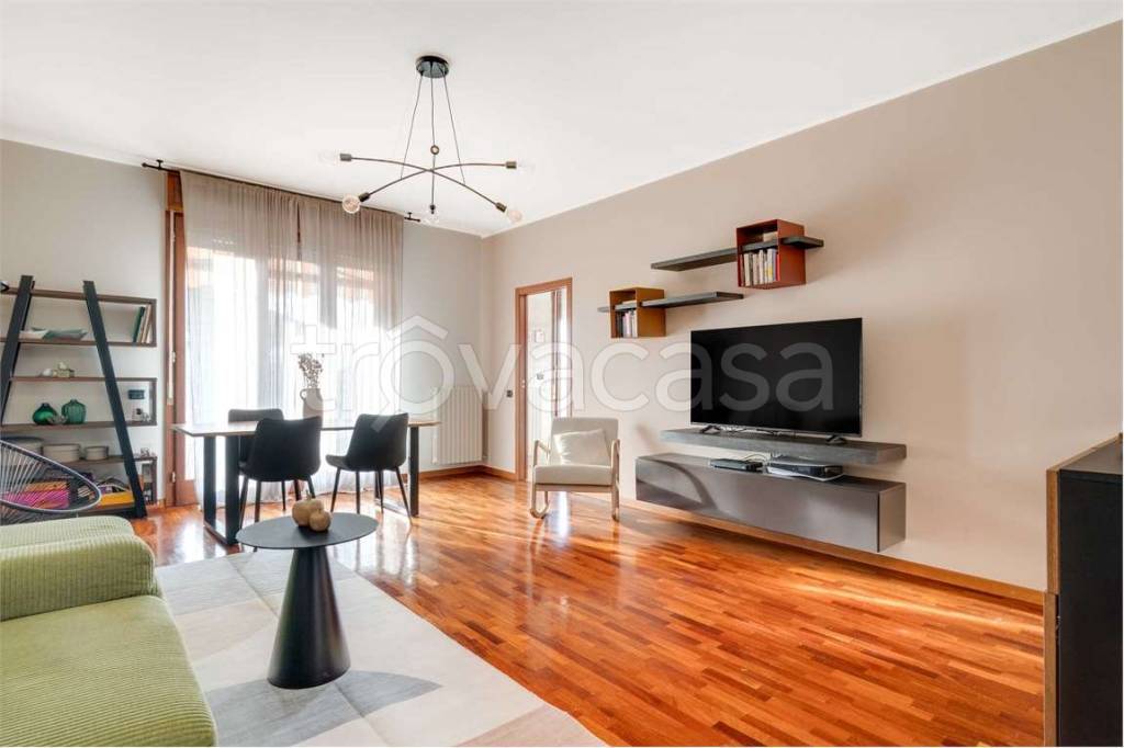 appartamento in vendita a Rho