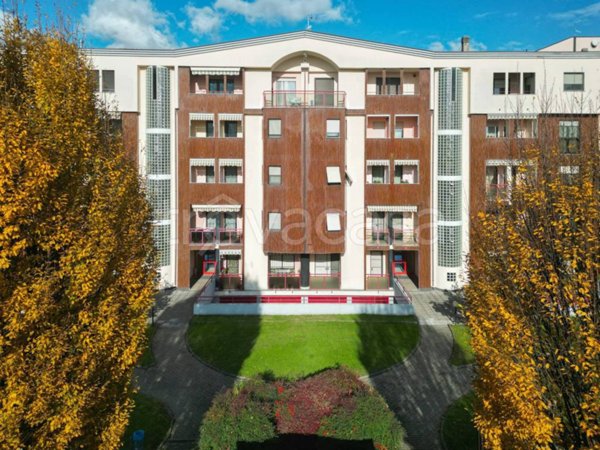 appartamento in vendita a Rho in zona Passirana