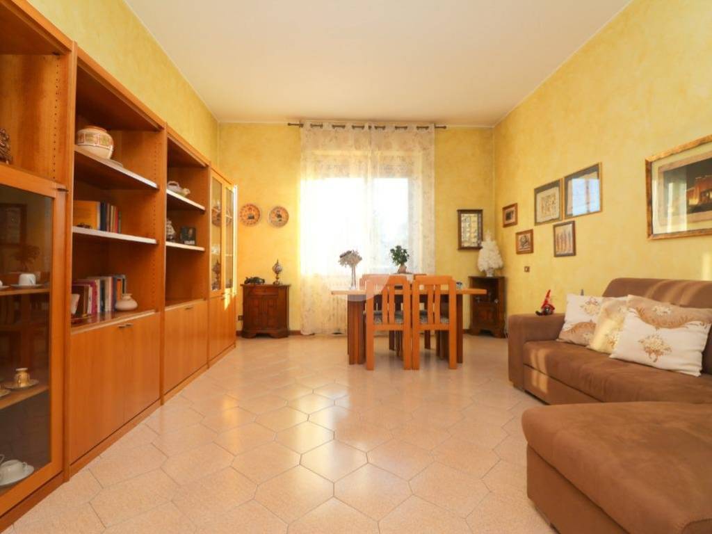 appartamento in vendita a Rho