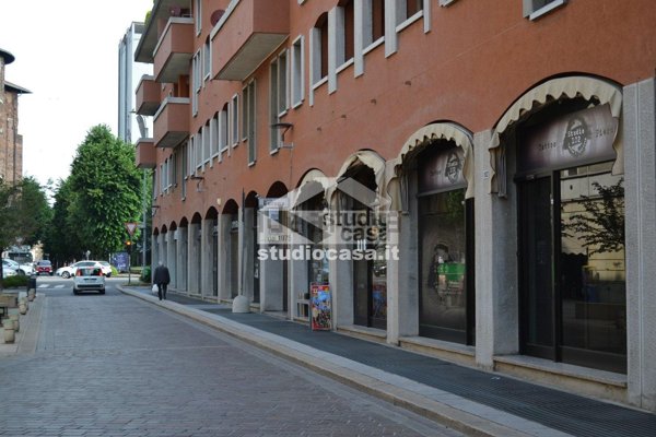 ufficio in vendita a Rho