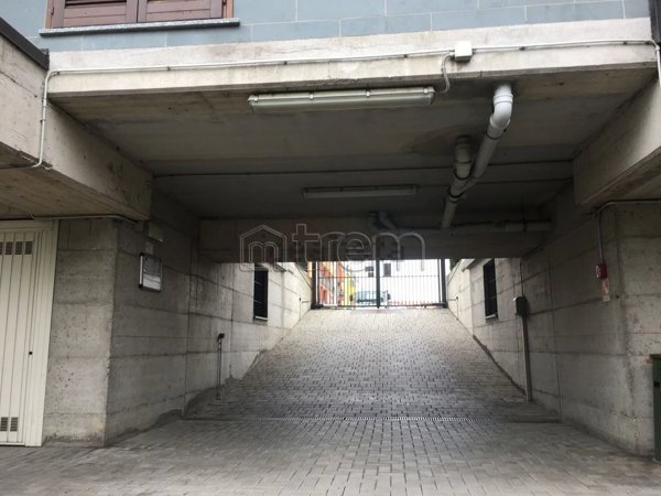 casa indipendente in vendita a Rho in zona Lucernate