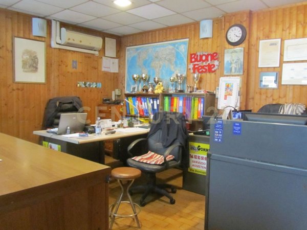 capannone in vendita a Rho