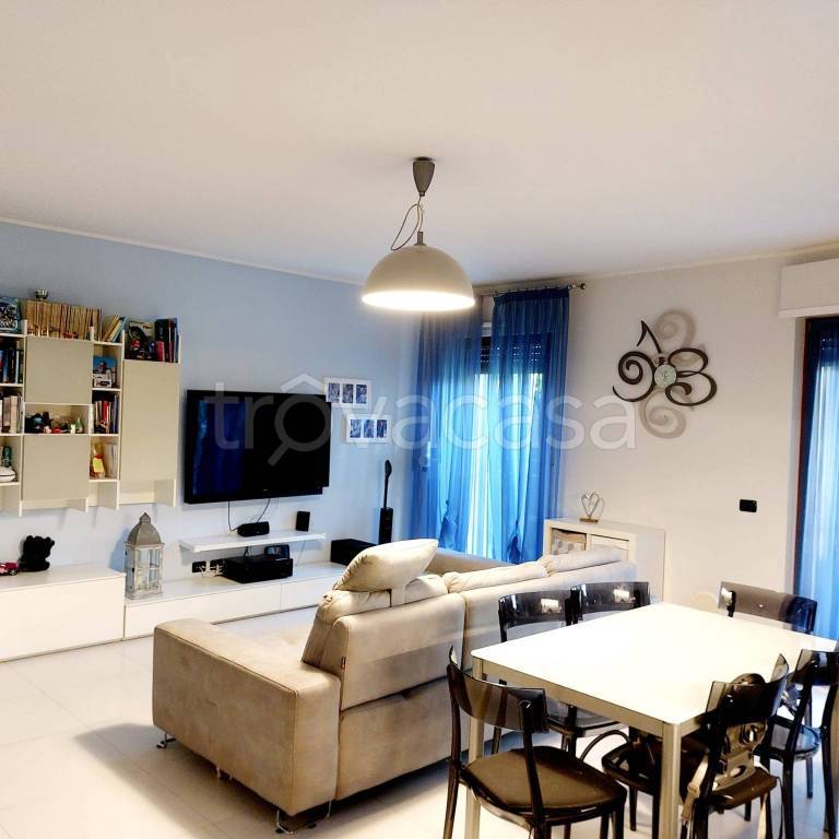 appartamento in vendita a Rho