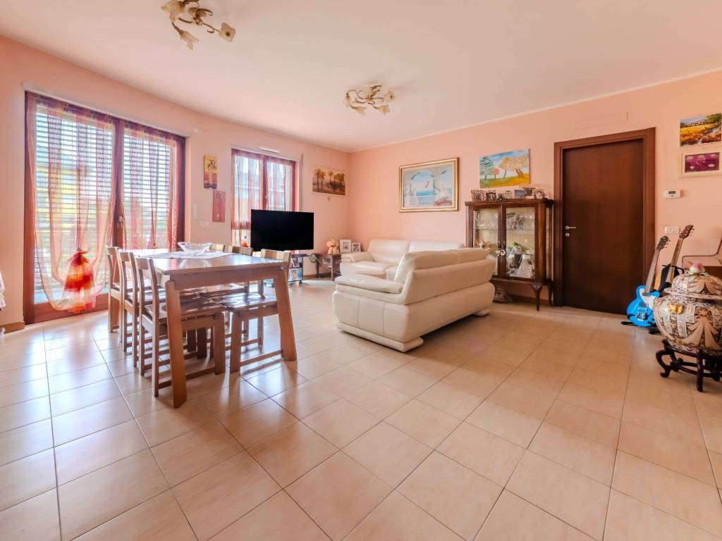 appartamento in vendita a Rho