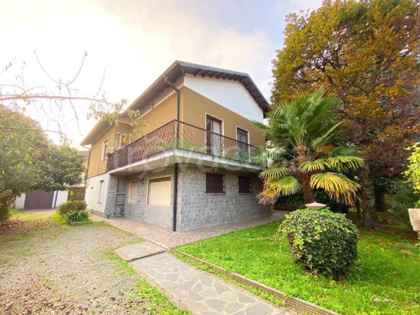 casa indipendente in vendita a Rho