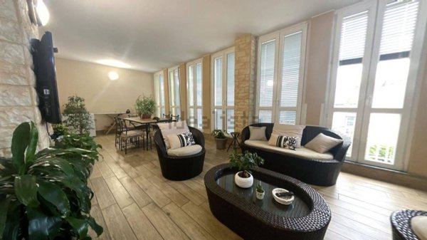 appartamento in vendita a Rho in zona Ghisolfa