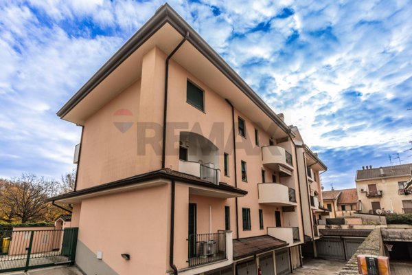 appartamento in vendita a Rho in zona Passirana