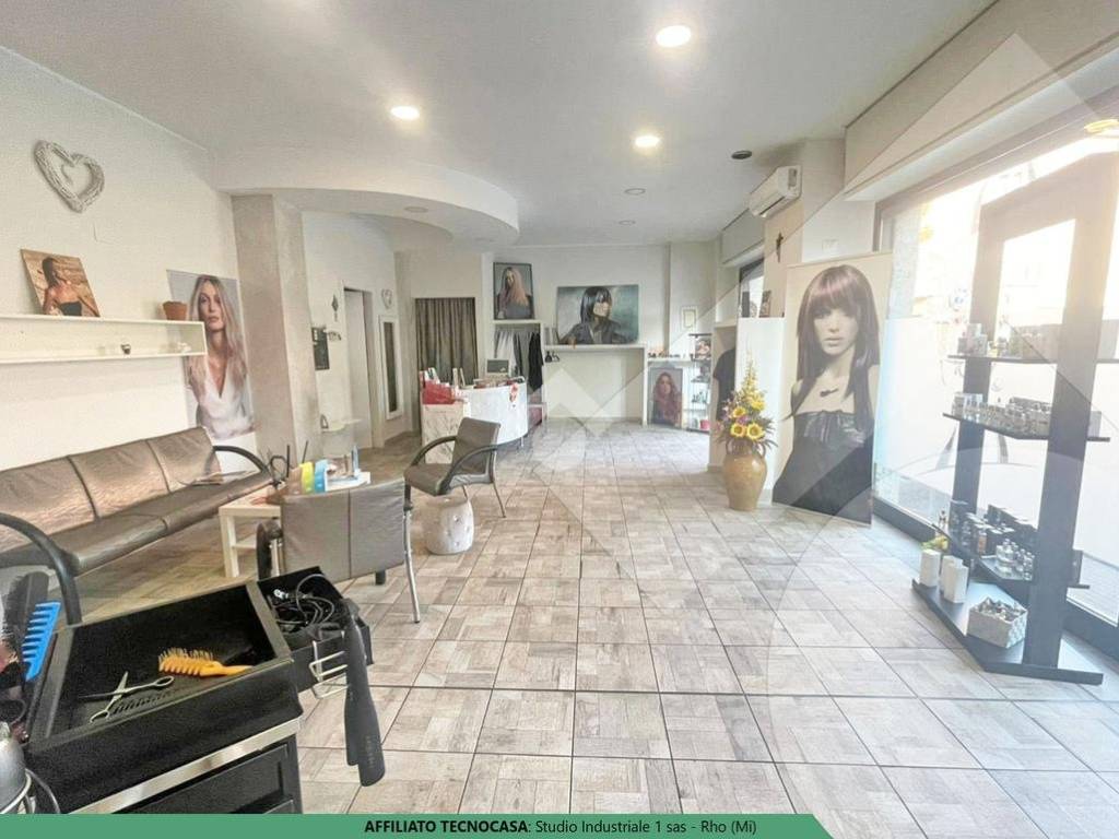 negozio in vendita a Rho