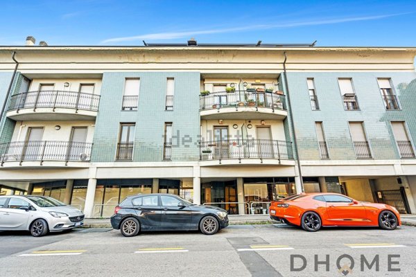 negozio in vendita a Rho