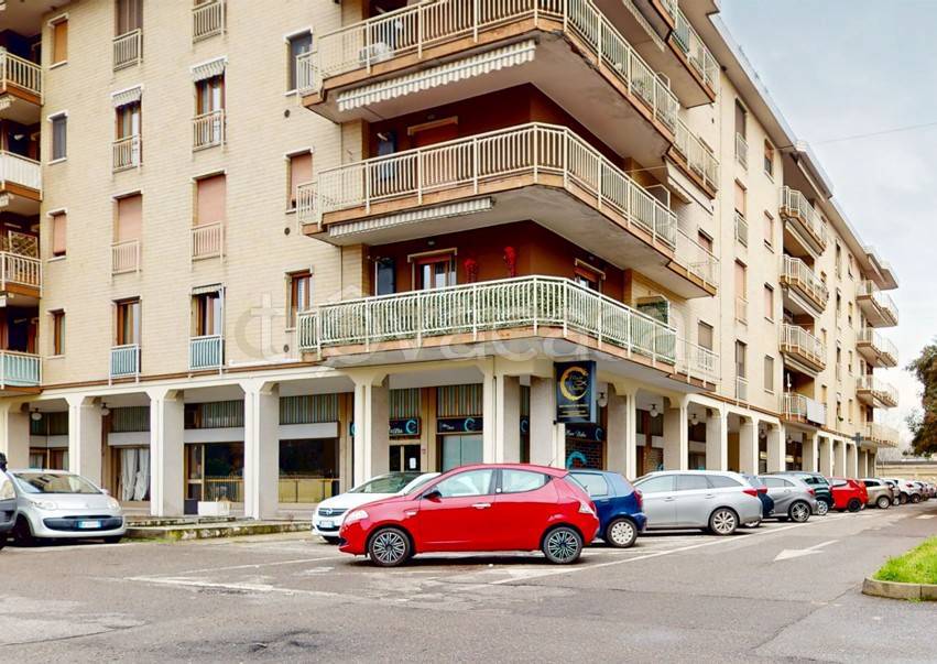 appartamento in vendita a Rho in zona Passirana