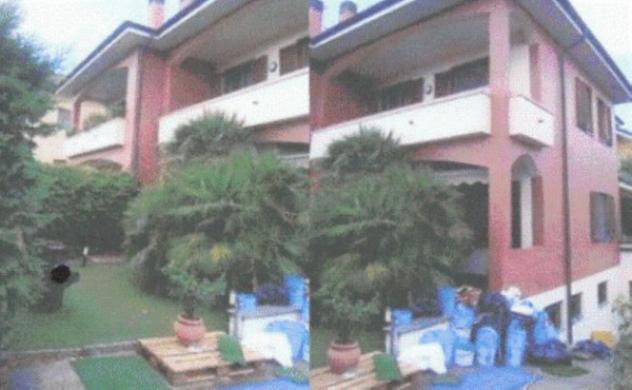 casa indipendente in vendita a Rho in zona Terrazzano