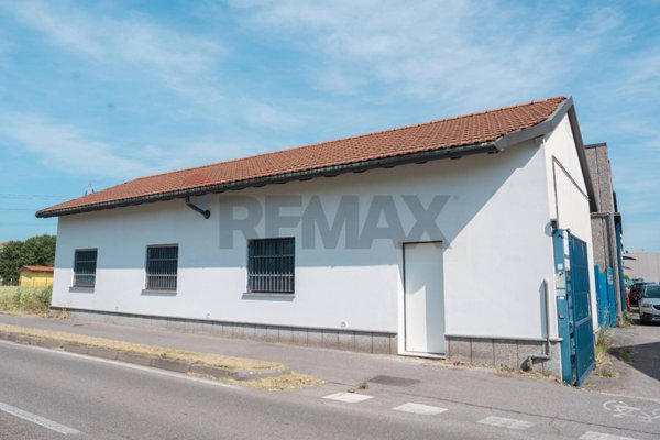 ufficio in vendita a Rho in zona Mazzo