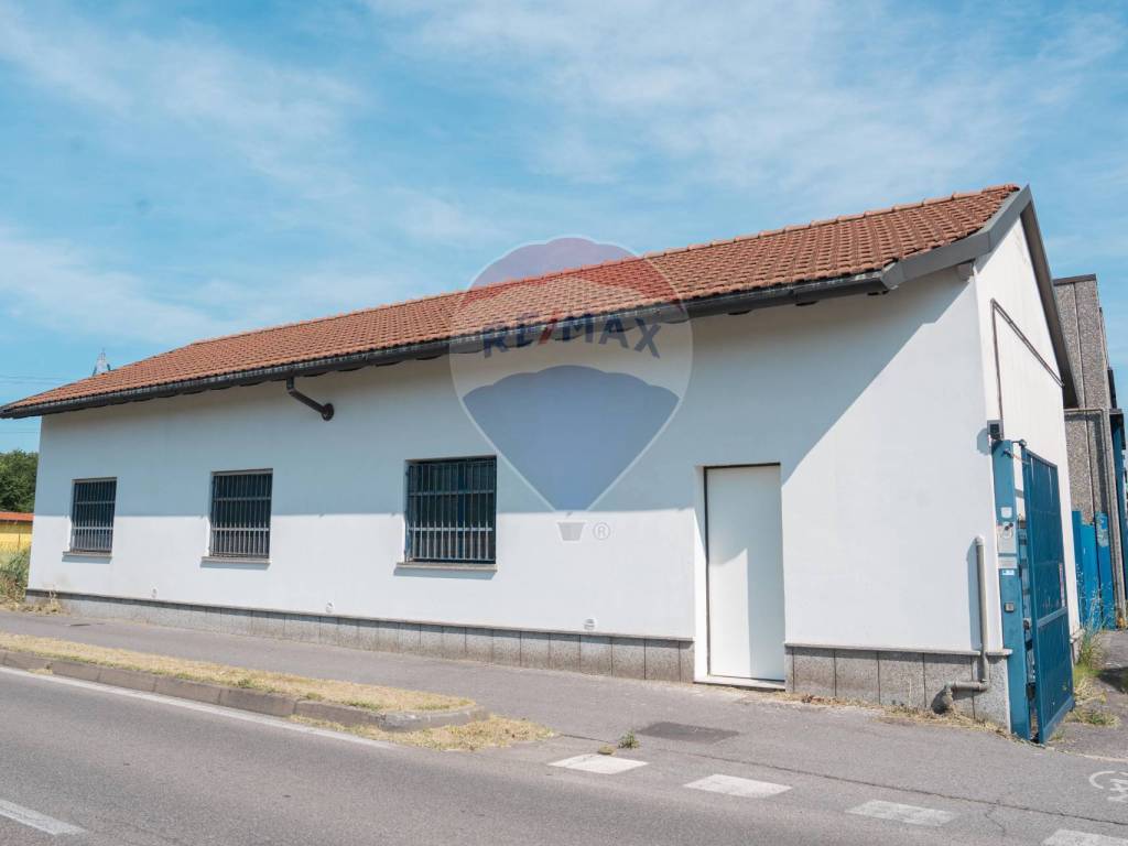 ufficio in vendita a Rho in zona Mazzo