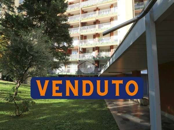 appartamento in vendita a Rho in zona Biringhello