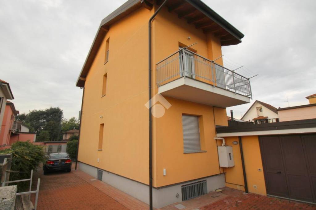 appartamento in vendita a Rho