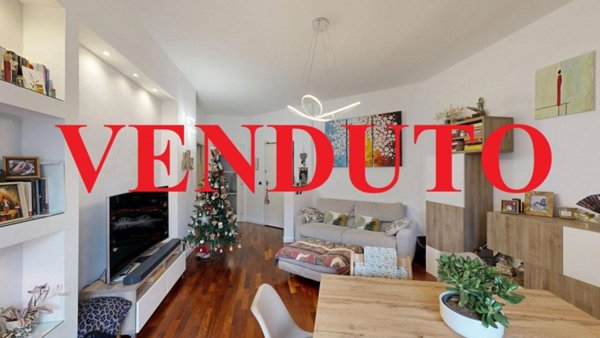 appartamento in vendita a Rho in zona Passirana
