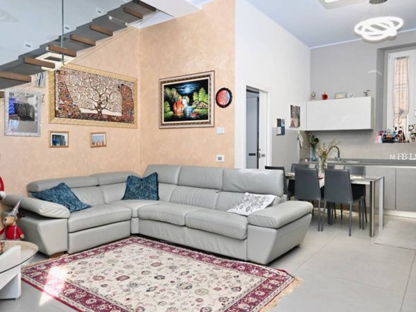 appartamento in vendita a Rho in zona Terrazzano