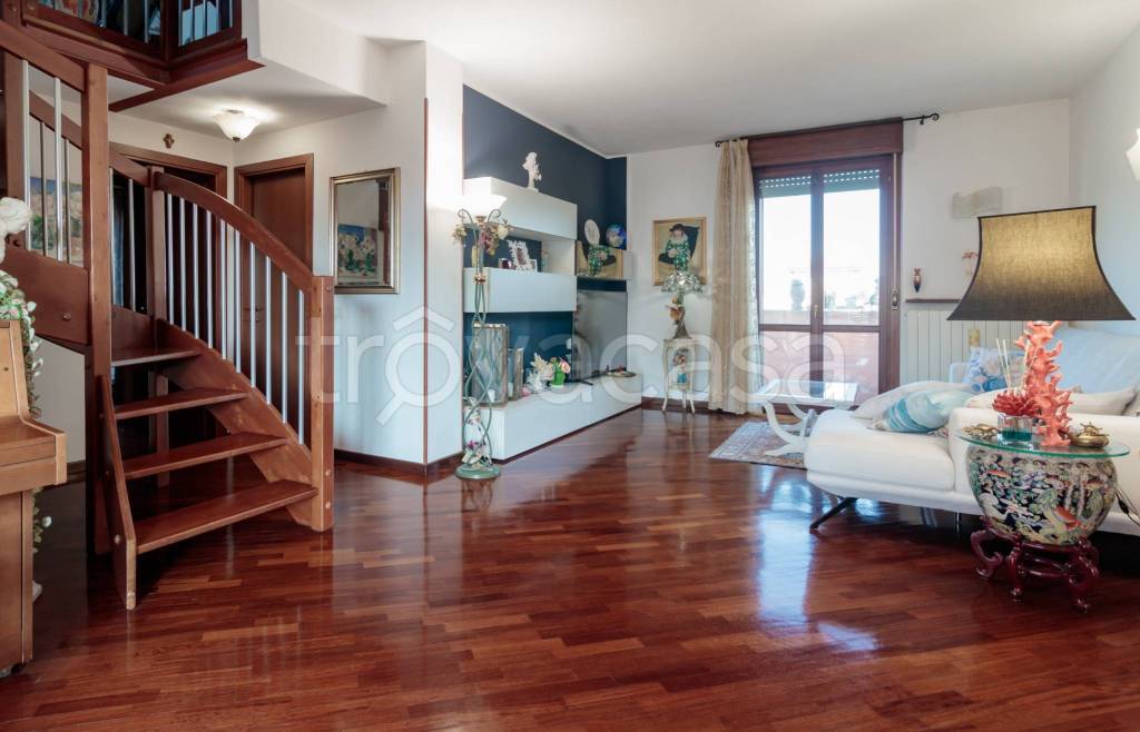 appartamento in vendita a Rho