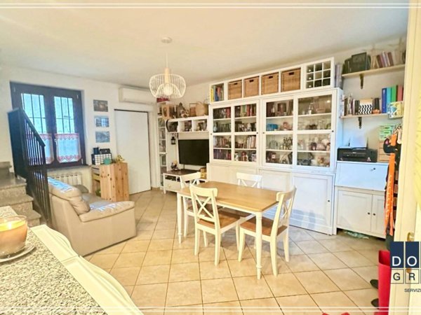 appartamento in vendita a Rho in zona Ghisolfa