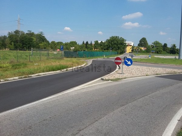 terreno edificabile in vendita a Rho