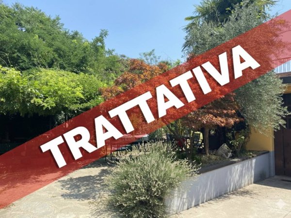 casa indipendente in vendita a Rho