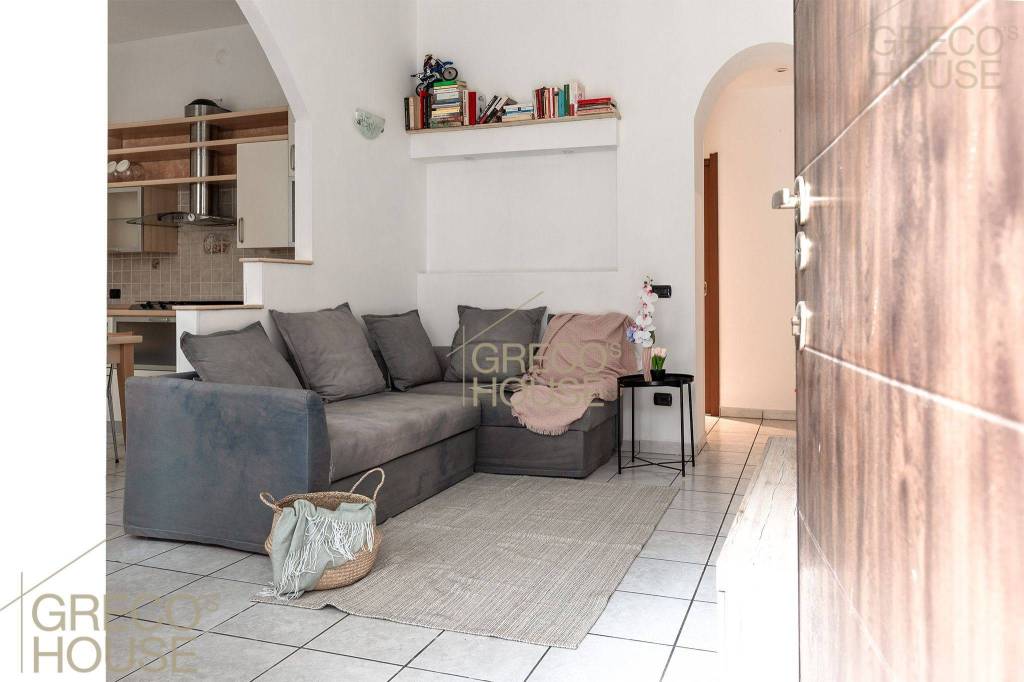 appartamento in vendita a Rho in zona Passirana