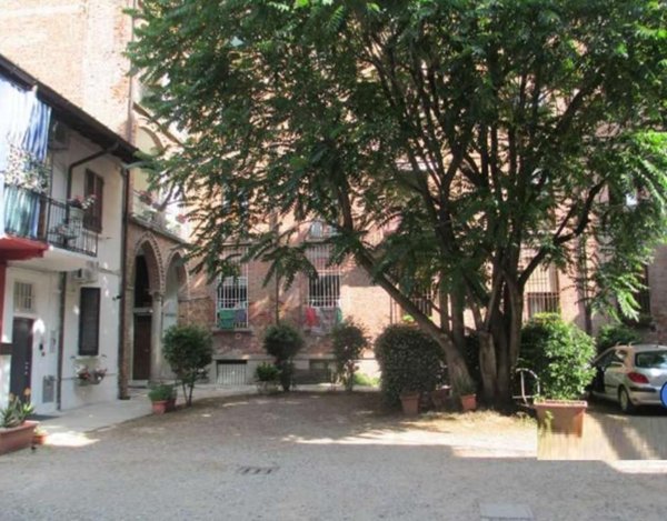 locale di sgombero in vendita a Rho