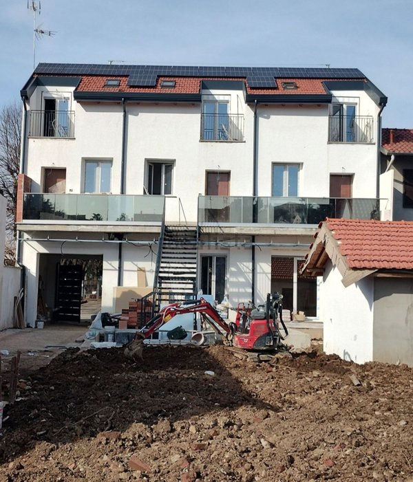 appartamento in vendita a Rho in zona Mazzo