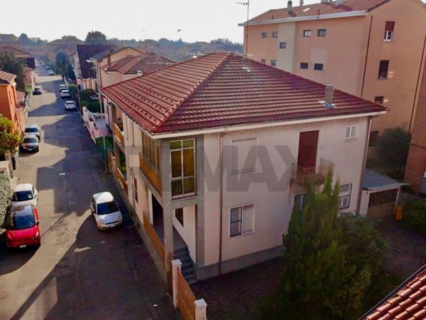 casa indipendente in vendita a Rho