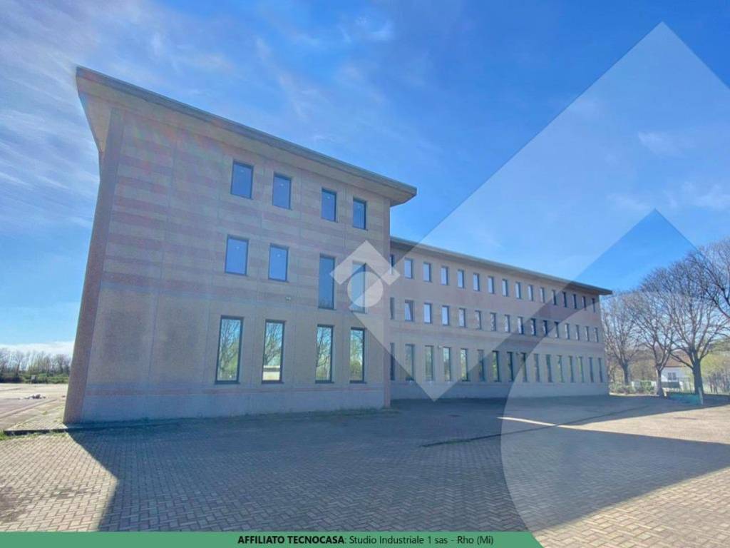 capannone in vendita a Rho in zona Biringhello