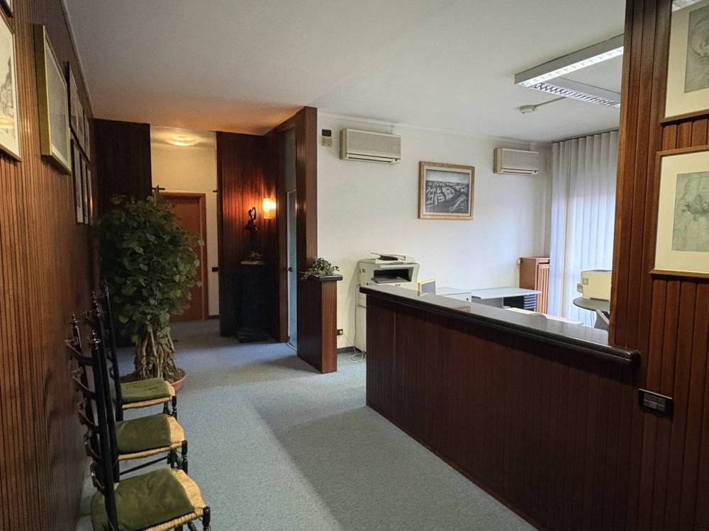 ufficio in vendita a Rho