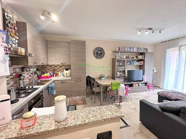 appartamento in vendita a Rho in zona Mazzo