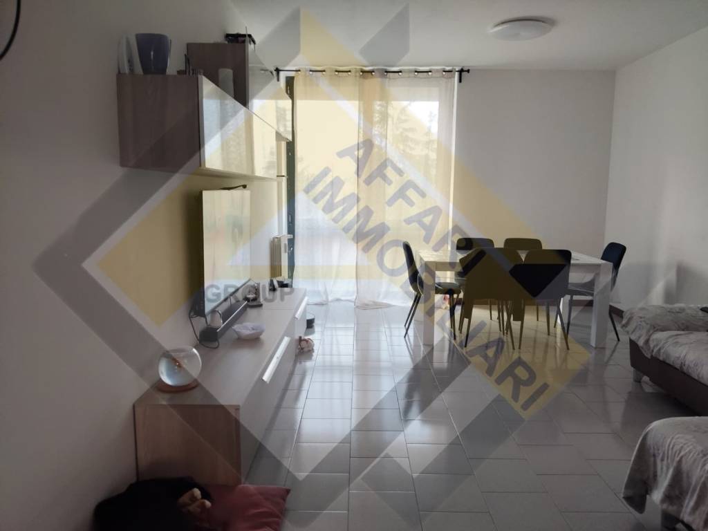 appartamento in vendita a Rho in zona Castellazzo