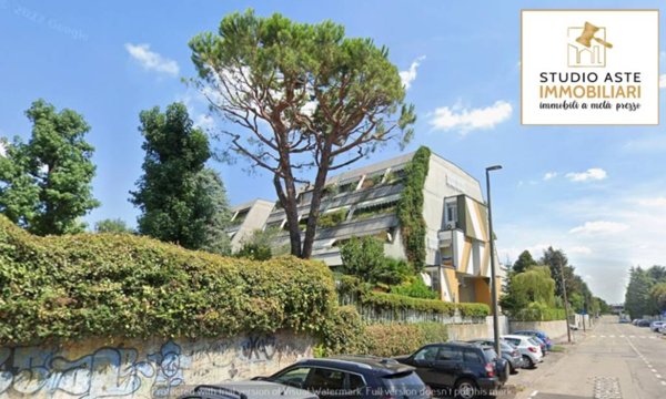 appartamento in vendita a Rho in zona Mazzo