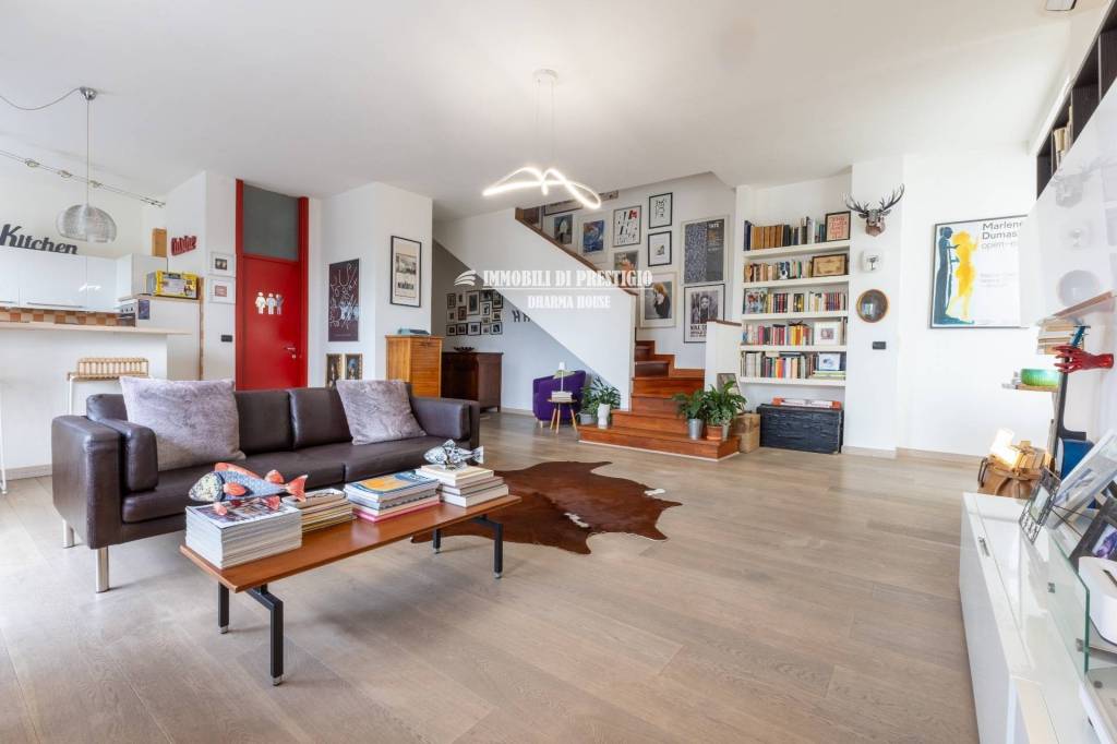 appartamento in vendita a Rho in zona Mazzo