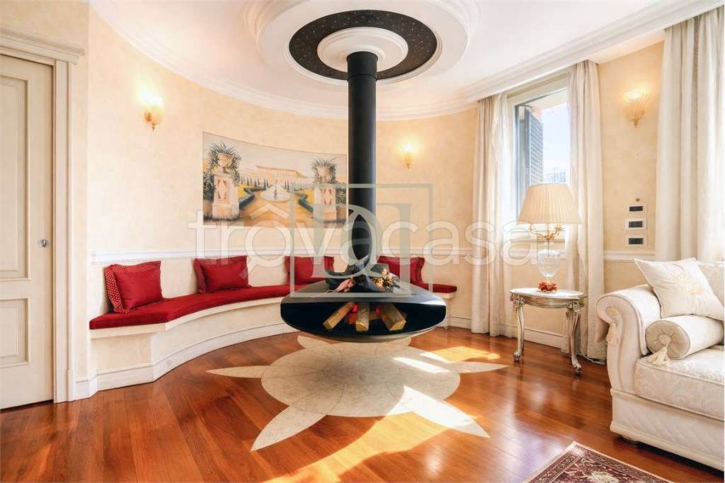 appartamento in vendita a Rho in zona Passirana