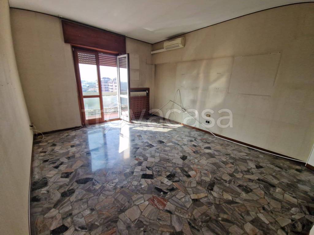 appartamento in vendita a Rho