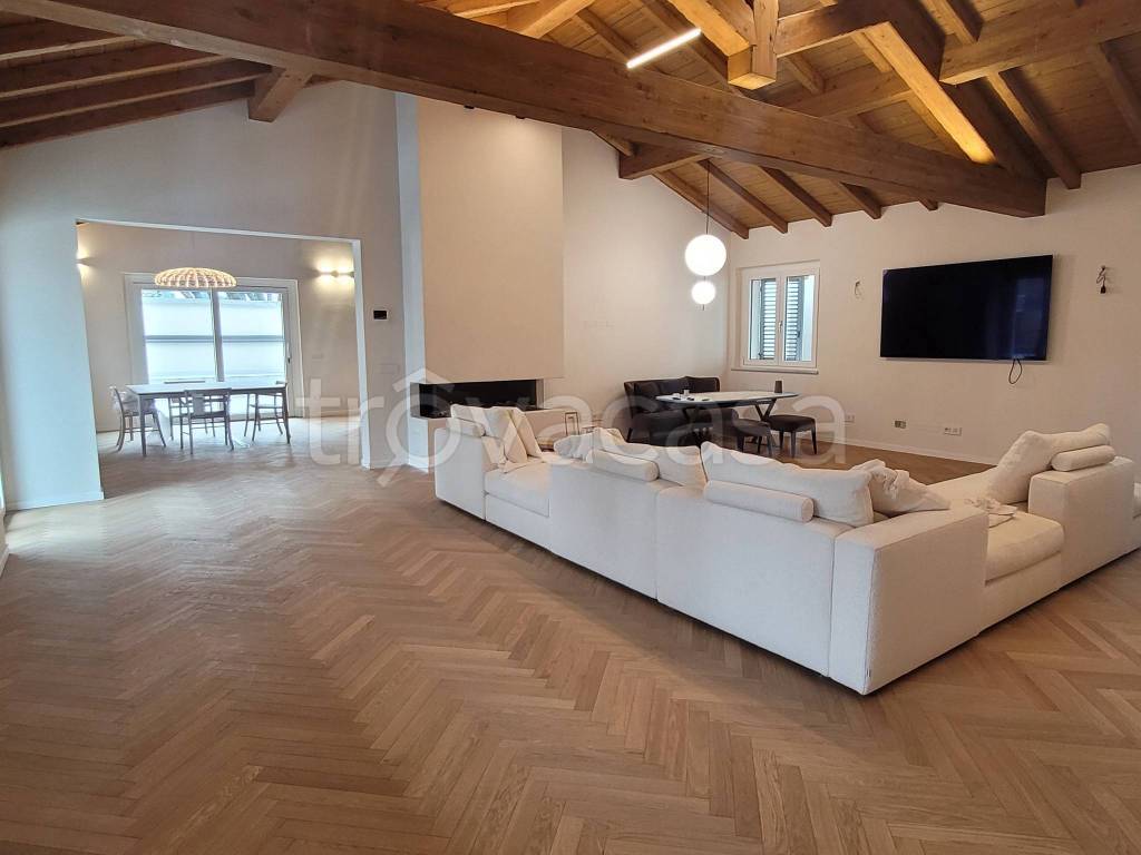 appartamento in vendita a Rho