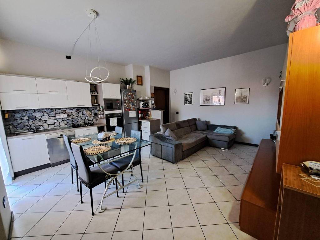 appartamento in vendita a Rho