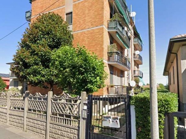 appartamento in vendita a Rho in zona Terrazzano