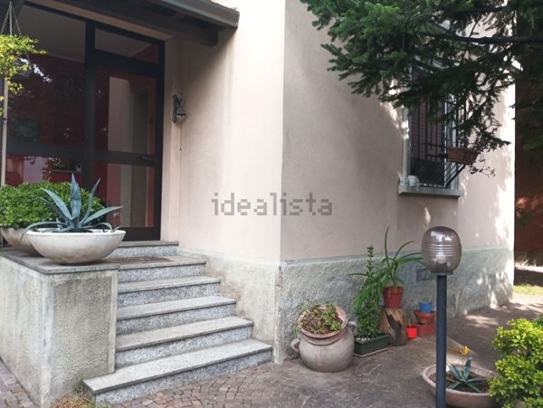 casa indipendente in vendita a Rho