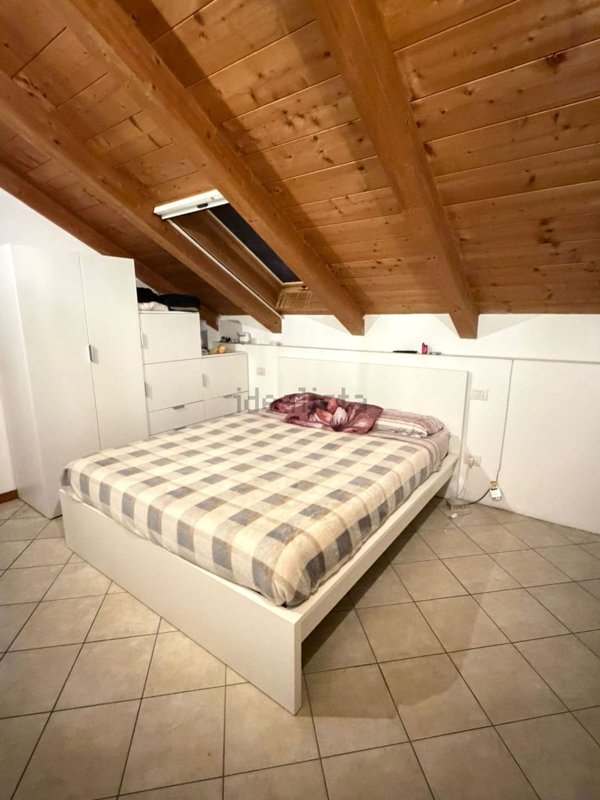 appartamento in vendita a Rho in zona Lucernate