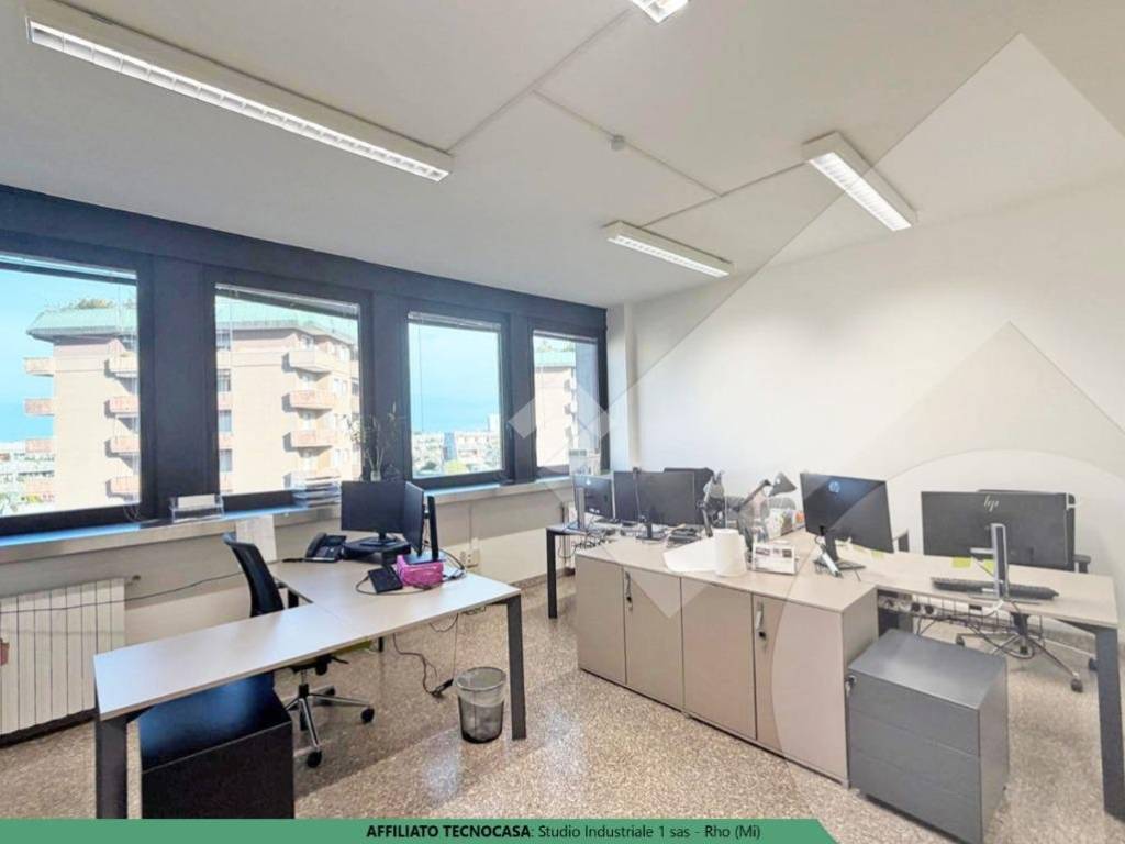 ufficio in vendita a Rho in zona Mazzo