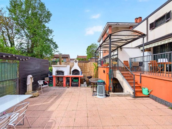 casa indipendente in vendita a Rho in zona Ghisolfa