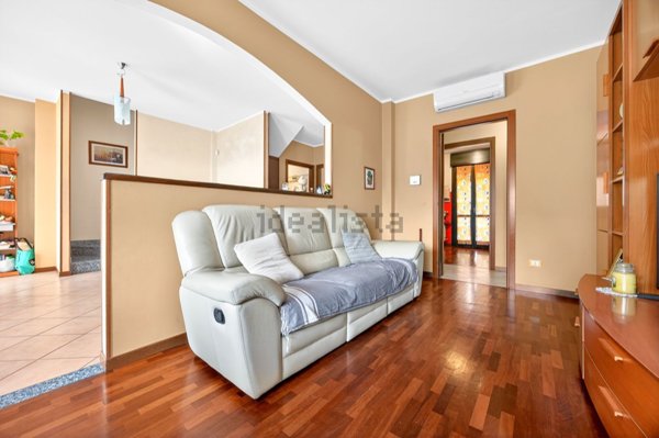 casa indipendente in vendita a Rho