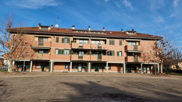 appartamento in vendita a Rho in zona Passirana